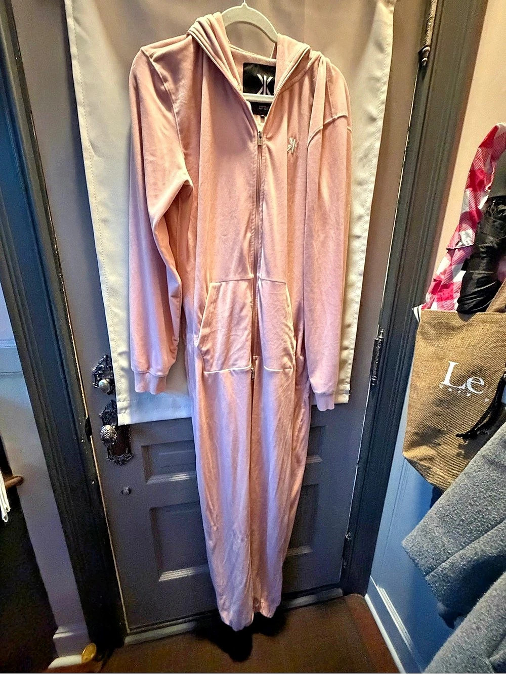 OnePiece Original Velvet Jumpsuit Pink